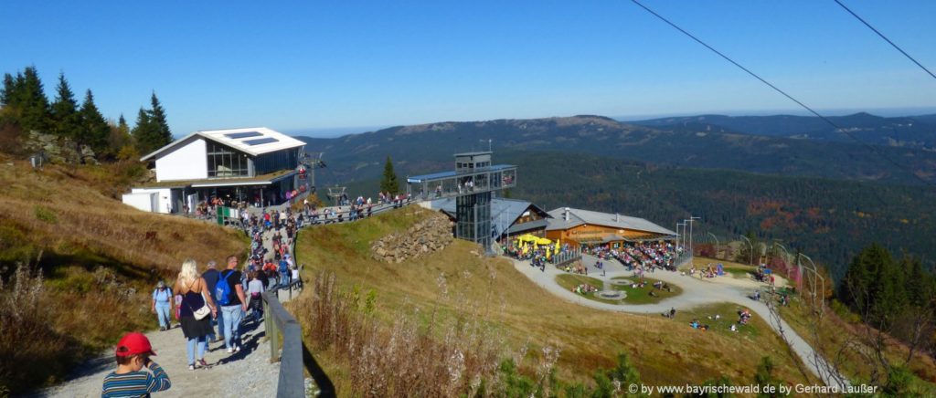 Bayerischer Wald Ausflugsziele für Senioren Bergbahn am Arber Gipfel